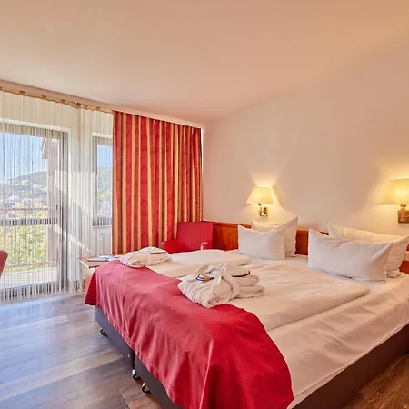 Mercure An Den Salinen Hotell 4*