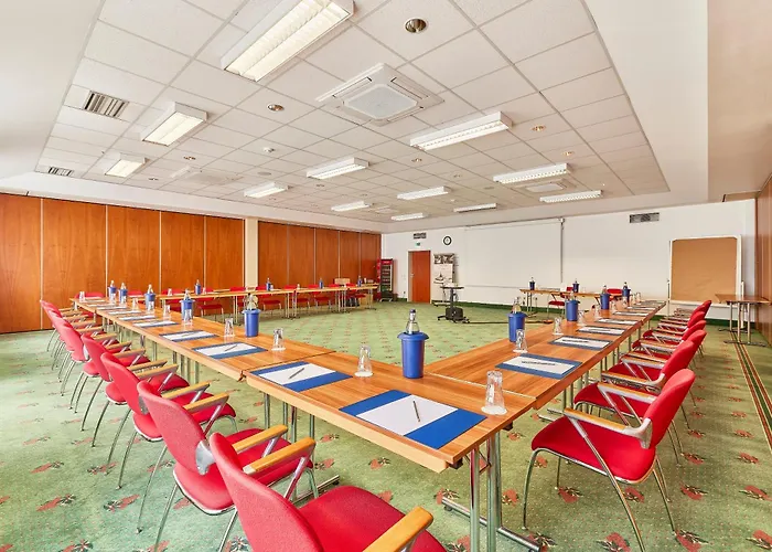 Mercure An Den Salinen מלון